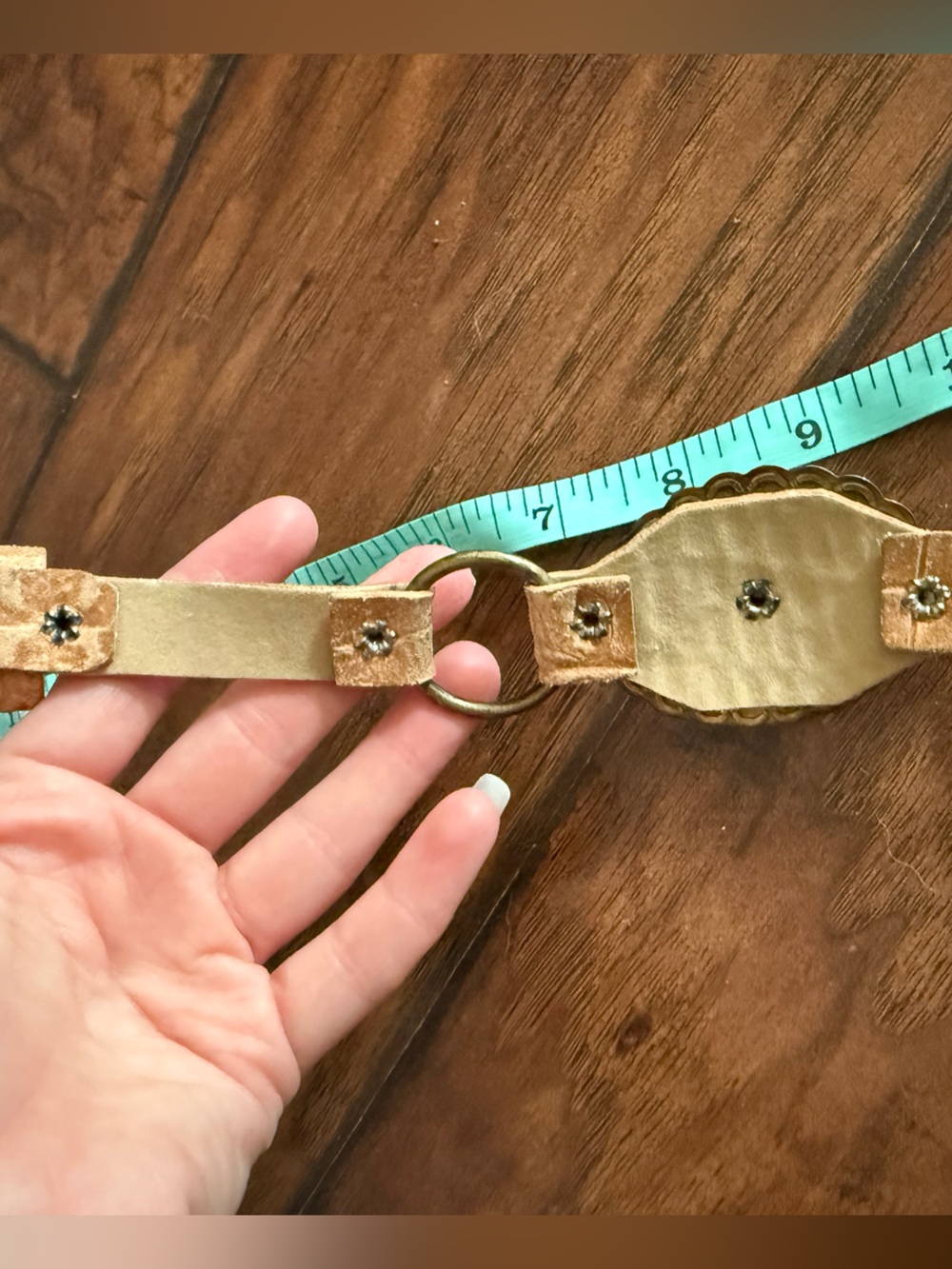Western Concho Leather Belt Set - Black & Tan - Picture 3 of 5